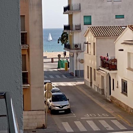 Apartament Edifici Simbat A 150M De La Platja Daire Palamós Dış mekan fotoğraf